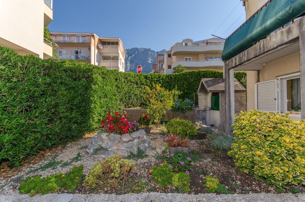 מאקרסקה Apartments Katica מראה חיצוני תמונה