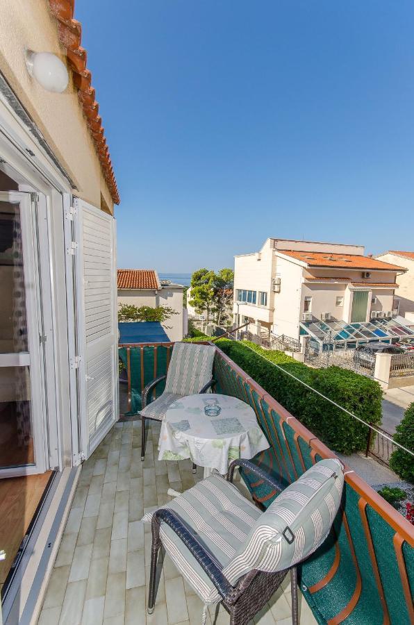 מאקרסקה Apartments Katica מראה חיצוני תמונה